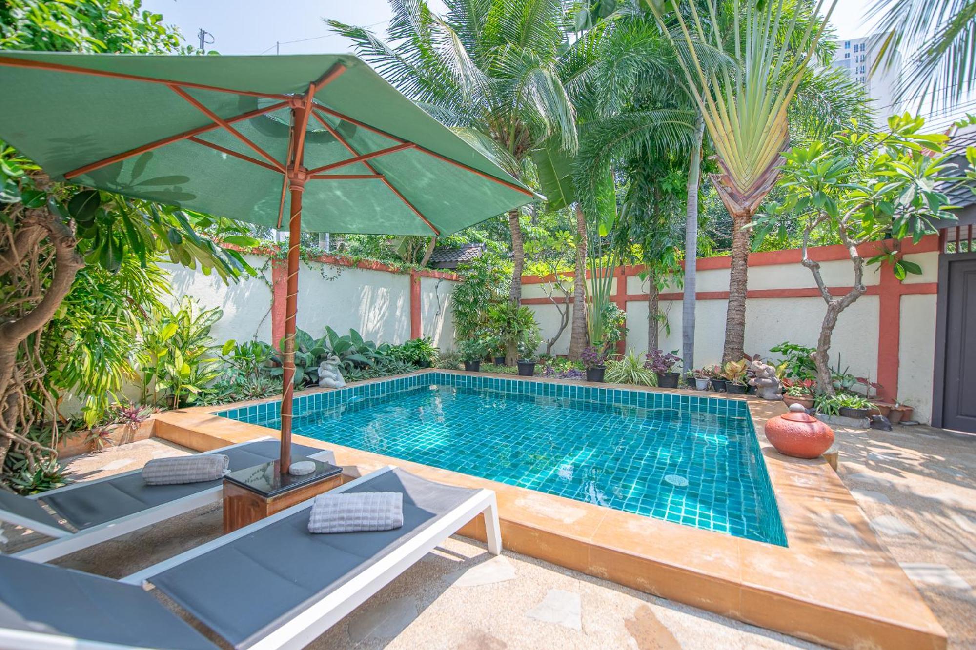 Pratumnak Soi 5 Bungalow 3 Pattaya Bagian luar foto